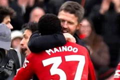 卡里克三天激活曼联新帝星，但提醒其仍需成长！拉爵或省钱少买中场