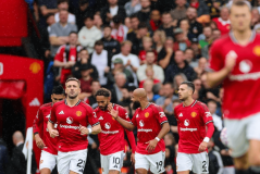 英超最新积分战报：曼联桑德兰纷纷绝杀，热刺爆冷，纽卡3场不胜