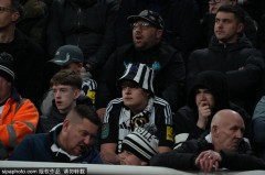 埃迪·豪怒怼希勒与鲁尼：戈登“带病不首发”真相与足球舆论的双重标准