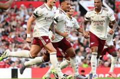 红魔门将送礼，枪手铁卫一剑封喉！阿森纳1-0曼联，拒绝百场失利