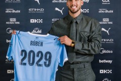 曼城与葡萄牙后卫鲁本-迪亚斯续约2年 新合同至2029年