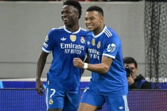 4-3！姆巴佩7分钟戴帽创纪录，皇马防线却漏成筛子！