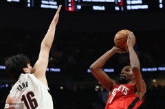 杜兰特错失绝杀 杨瀚森3分3板2助开拓者险胜火箭