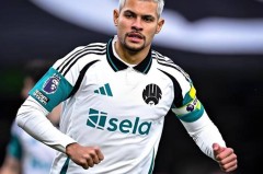 6900万豪赌截胡皇马！卡塞米罗亲手推新人上位，曼联这盘棋你看懂了吗