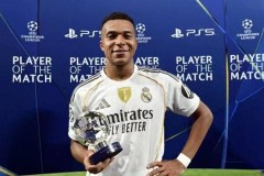 欧洲最神奇球队：提前7轮无缘联赛冠军！欧冠2-0，一只脚晋级4强