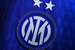 意甲格局剧变！七强集体暴跌，唯有米兰逆天改写历史！