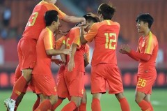 喜讯！四支德甲俱乐部本月已同意在夏窗扎堆官宣签下五位国足主力，值得期待