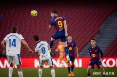 一场3-1翻盘，让西甲榜首变了，巴萨成功登顶，仍有一大致命弊端