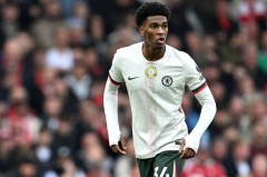 英超的天没变！阿森纳领跑积分榜，曼城3连胜，压力给到利物浦