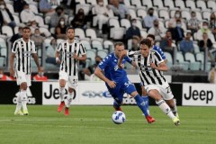 周日023意甲：比萨VS国际米兰 攻防博弈解析