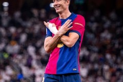 凌晨熬住！巴萨客场死磕纽卡冲欧冠5连杀，18岁亚马尔再破纪录，超越姆巴佩指日可待