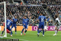 切尔西欧冠希望受挫：斯坦福桥的“蓝”色迷局与巨额投入下的挣扎