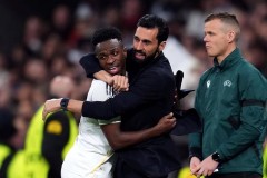 已经炸了！阿隆索刚走他就杀疯：5场6球，皇马连夜排队求续约！