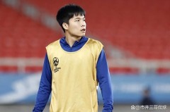 鲁能转会窗憋大招？韩鹏钦定西甲铁卫，31岁老国脚要被三小将抢饭碗