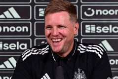 遭遇七场六败困境，纽卡斯尔反而扬眉吐气：伊萨克转会失败了吗？