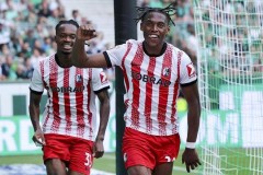 3-0，32岁格里福一传一射，德甲第13掀翻德甲第9，迎来了2连胜