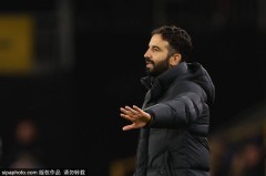 如果鲁本·阿莫林最终满足球迷的期望，曼联可能会如何排阵