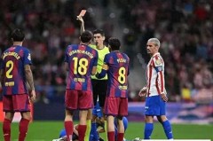 诺坎普一夜崩塌！巴萨10人作战0-2完败！欧冠出局一步之遥！拉师傅真不行，巴斯快救驾