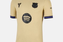 巴萨被迫穿着上赛季第三球衣开启2025/26赛季西甲联赛