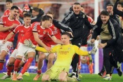 特鲁宾98分钟头球绝杀皇马，本菲卡门将的传奇一夜