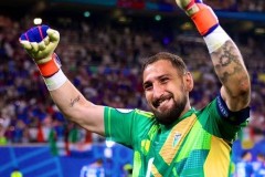 曼城创纪录！多纳鲁马周薪26万英镑，瓜迪奥拉：世界最高薪门将