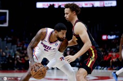 乔治空砍35分约翰逊12+10+12 老鹰险胜76人