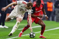 拜仁绝境炼成记：9人残阵1-1药厂，孔帕尼的欧冠模拟有多硬核？