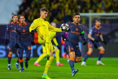 欧冠附加赛惊天冷门：意甲榜首遭挪超第八劲旅逆转，豪门国际米兰岌岌可危