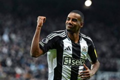 利物浦新赛季豪华锋线亮相，伊萨克或加盟开创巨星组合