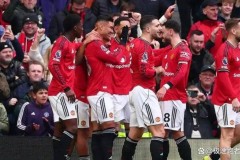 决战维拉！卡里克摊牌曼联已无退路，最新备战状态出炉，连败直接跌出欧冠区