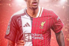 英超最后的疯狂：利物浦欲再买两人，桑乔新东家曝光，蓝军大清洗