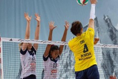 上届意甲冠亚军输球！朱婷10分无缘决赛，边攻低迷科内新赛季首败