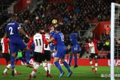 2-0！24岁阿森纳旧将法甲重生：头球制胜，助队三连胜逼近法甲前4