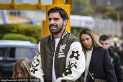 从沙特挖人？曝曼联看上狼队旧将 冬窗2000万镑即可签他