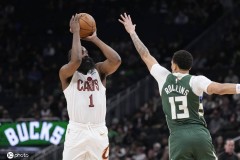 哈登27+5+6莫布里27+15 骑士险胜雄鹿