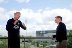 谁？哈兰德：早年经常见曼城错失良机，当时就想如果是我多好