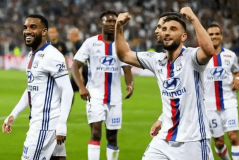 法甲巅峰对决：图卢兹主场阻击领头羊朗斯，榜首保卫战一触即发