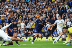 3场不胜！英超豪强又掉链子，排名掉到第15，7亿豪阵也没用