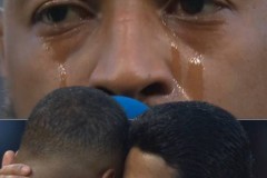 金彭贝告别巴黎：今晚来到这里是种荣幸，我为穿上这家球衣而自豪